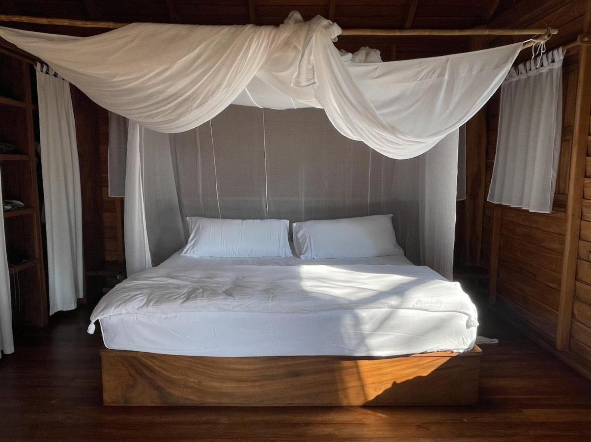 Calamocha Lodge Playa Santa Teresa  Kültér fotó