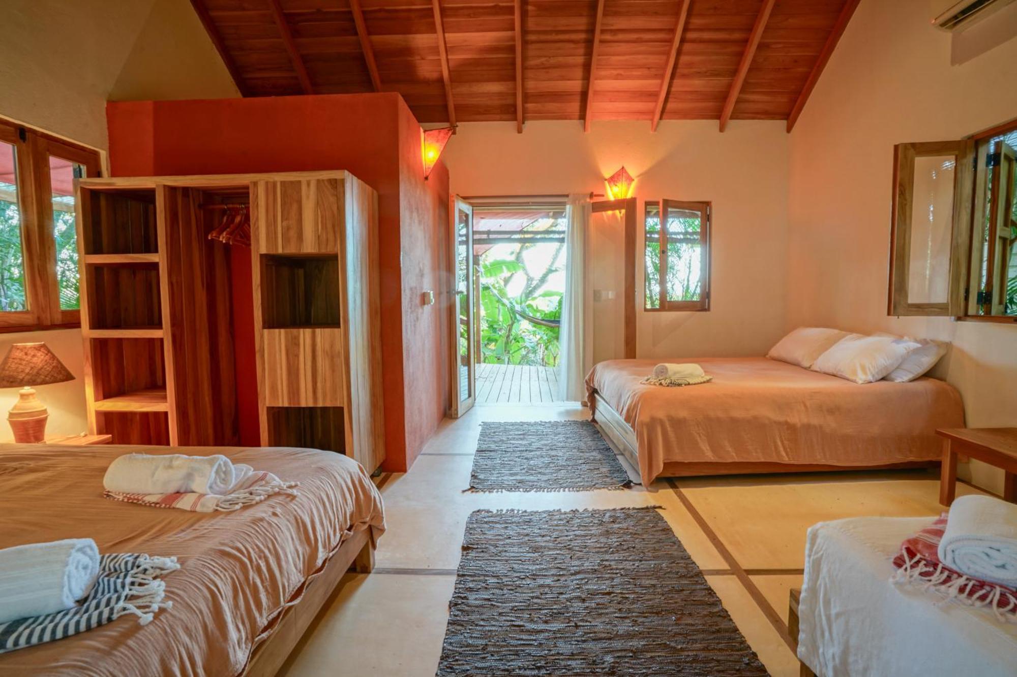 Calamocha Lodge Playa Santa Teresa  Kültér fotó