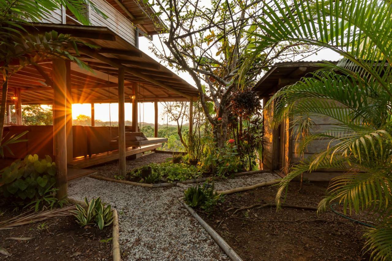Calamocha Lodge Playa Santa Teresa  Kültér fotó